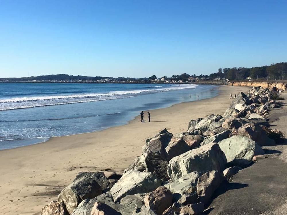 The Oceanfront Stay On Miramarbeach Hmb El Granada Eksteriør billede