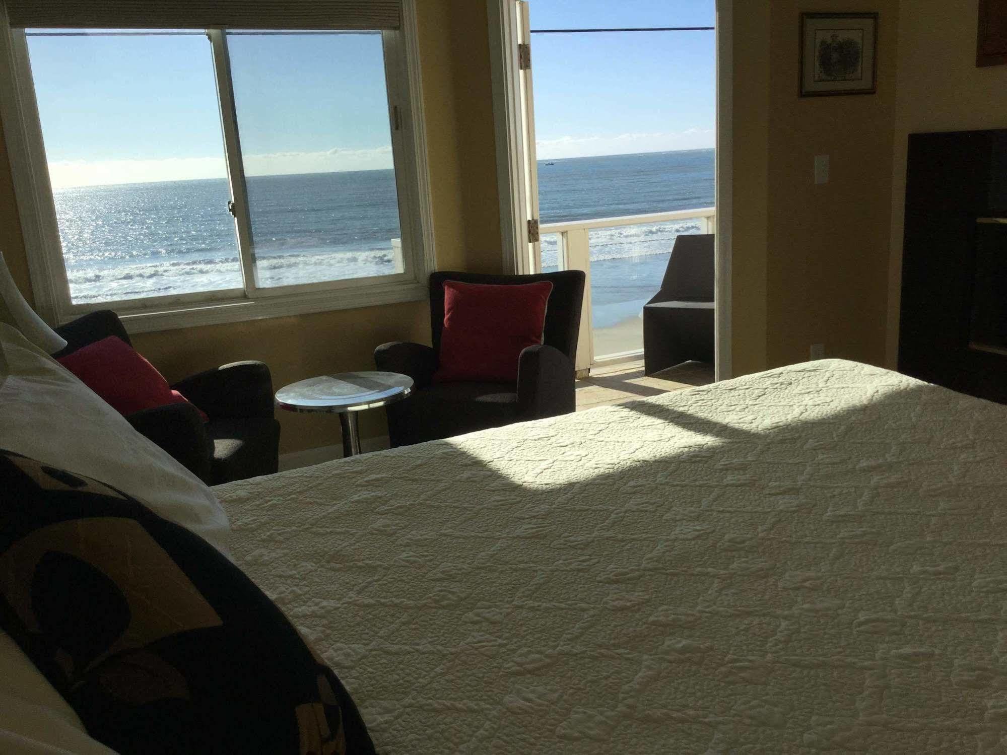 The Oceanfront Stay On Miramarbeach Hmb El Granada Eksteriør billede