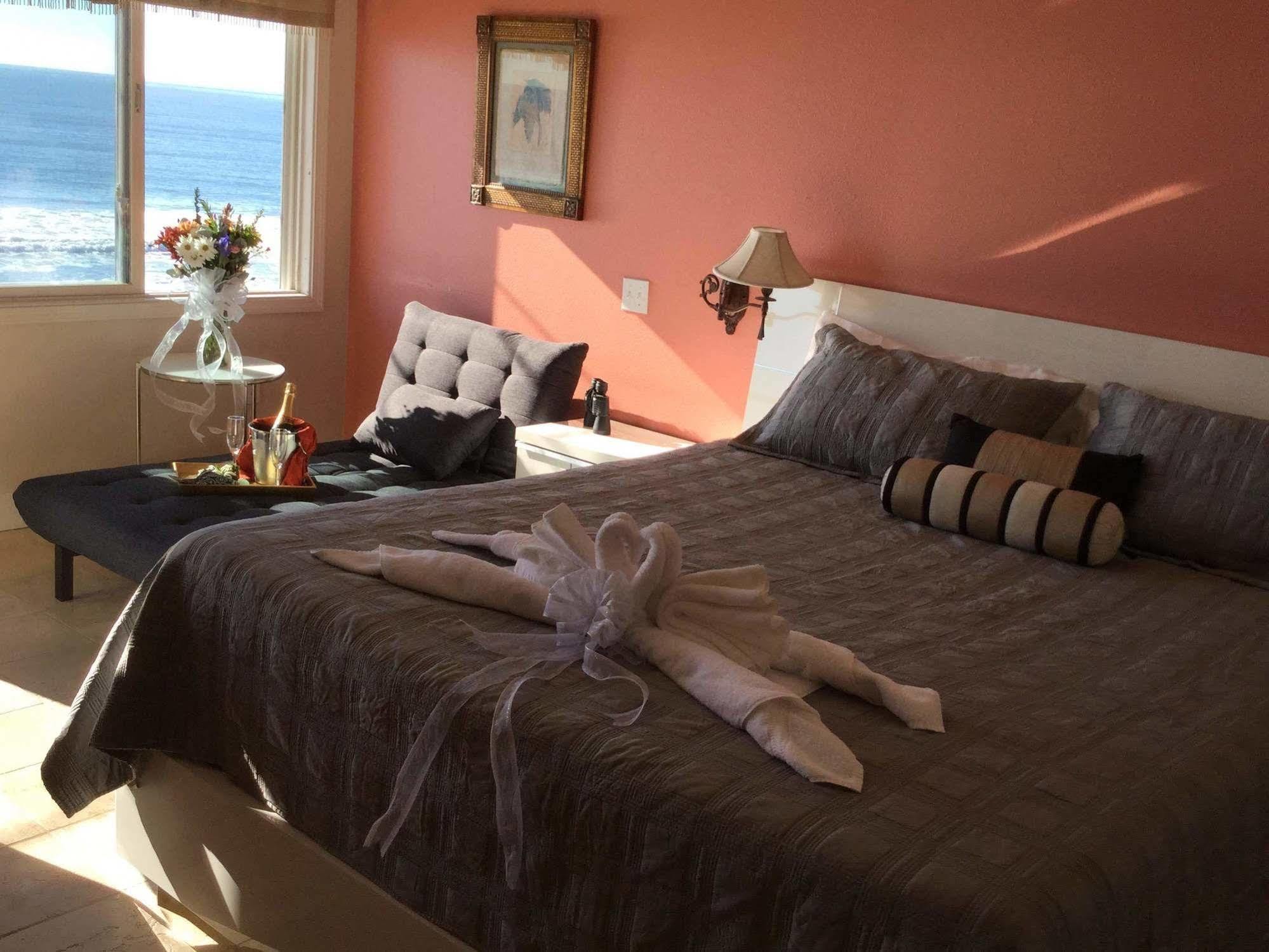 The Oceanfront Stay On Miramarbeach Hmb El Granada Eksteriør billede